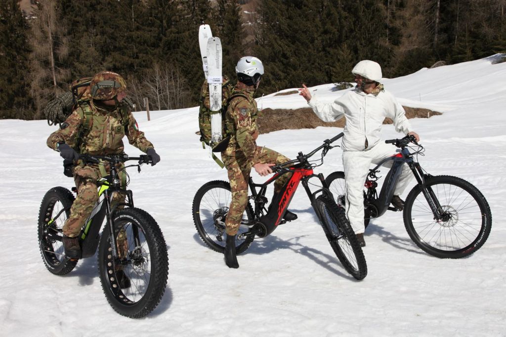 Sperimentazione delle e-bike adatte per il mountain warfare